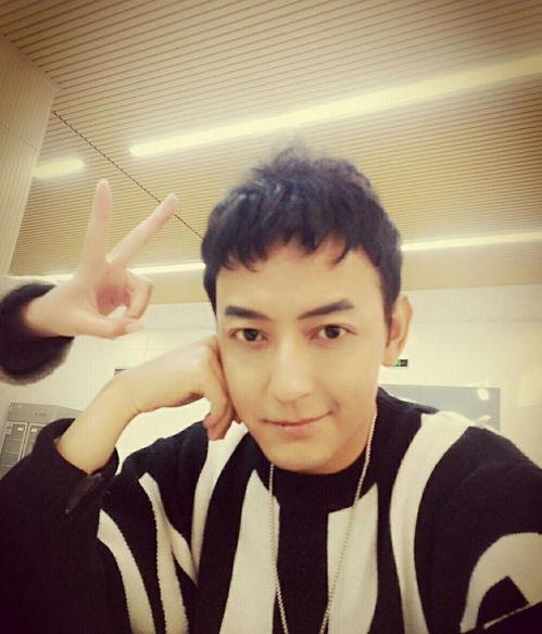 国产黑王苗好养吗视频,轻松养护，观赏两不误